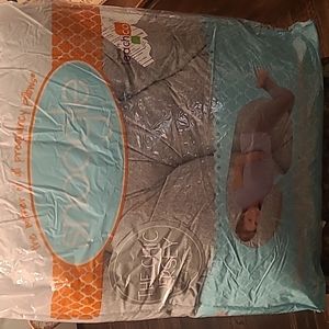 The mother of all pregnancy pillows SNOOGLE
